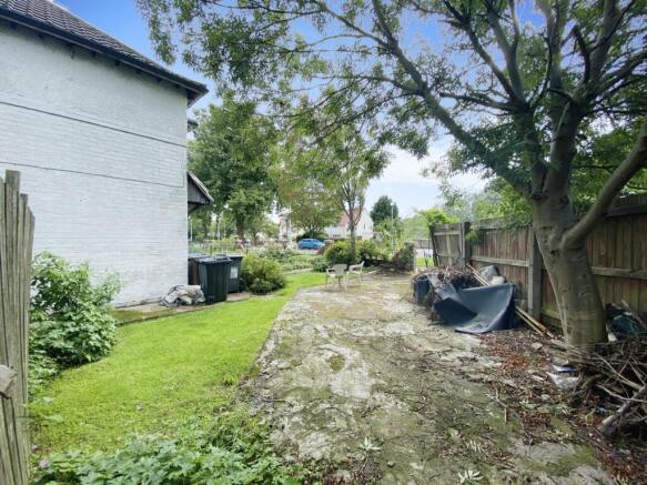 Driveway/Carport