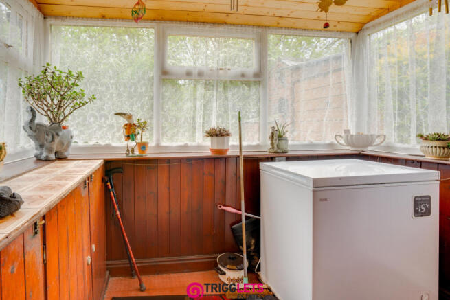 3 bed Semi-Detached for sale Image 10