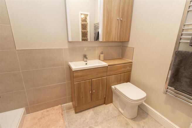 En Suite Shower Room