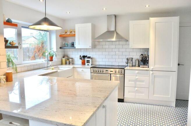 Kitchen/Diner/...