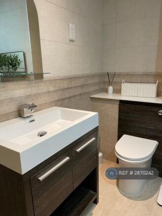 Main Bathroom