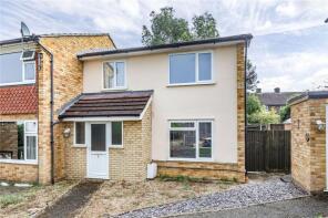 4, Hillside Gardens, Addlestone KT15 1AX