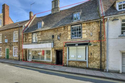 St. Osyths Lane, Oundle, PE8