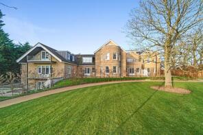 Flat 4, 140 Harvard Hall, Mill Road, Stock, Ingatestone CM4 9FG