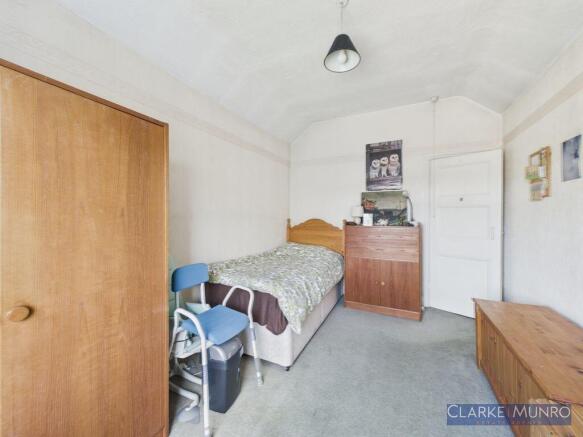 4 bed Semi-Detached for sale Image 12
