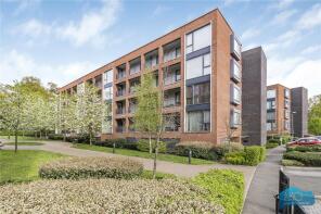 Flat 9, 19 Bournegate Court, Ebony Crescent, Barnet EN4 8FQ