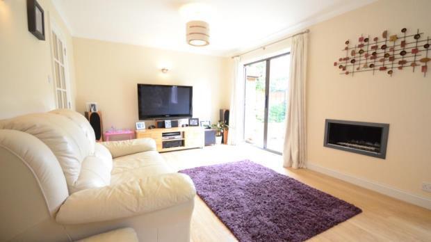 Lounge 2
