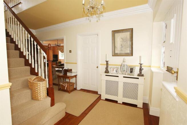 ENTRANCE HALLWAY