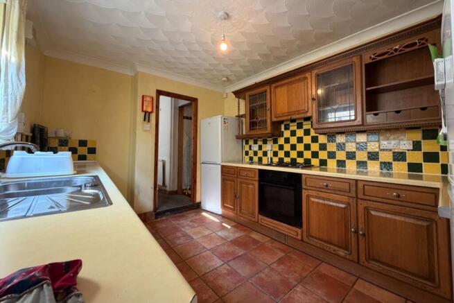 Call 02920 668585 to secure your viewing _4
