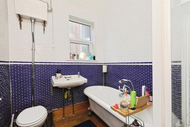 4 bed End of Terrace for sale Image 12