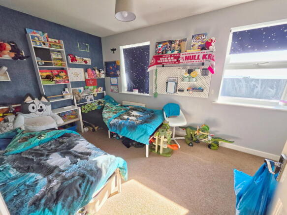 2 bed Town House for sale Image 8