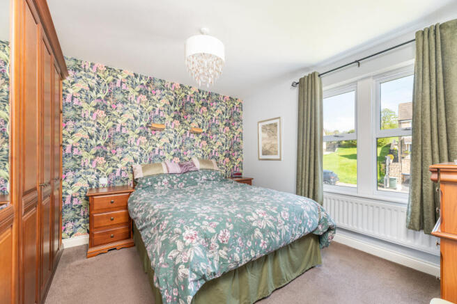 4 bed Detached for sale Image 10