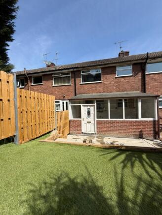 3 bed House to rent Image 12