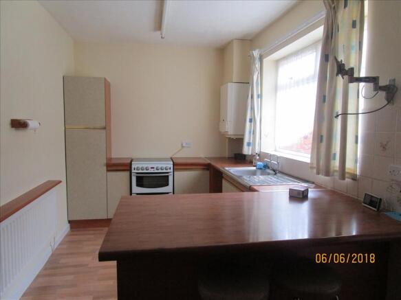KITCHEN/BREAKFAST ROOM