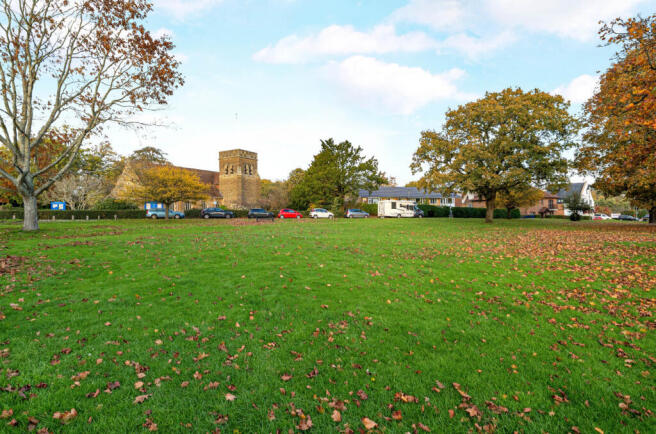 1370922-2-6900e2c...