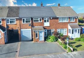 17, Charnwood Avenue, Nuneaton CV10 7NY