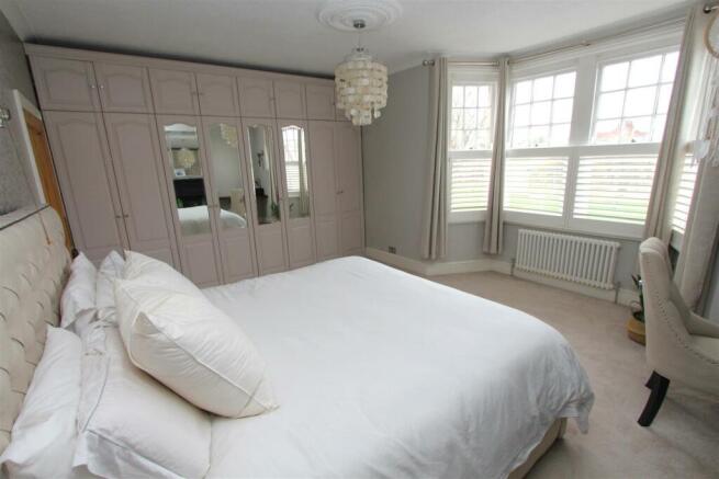 Bedroom 1.JPG