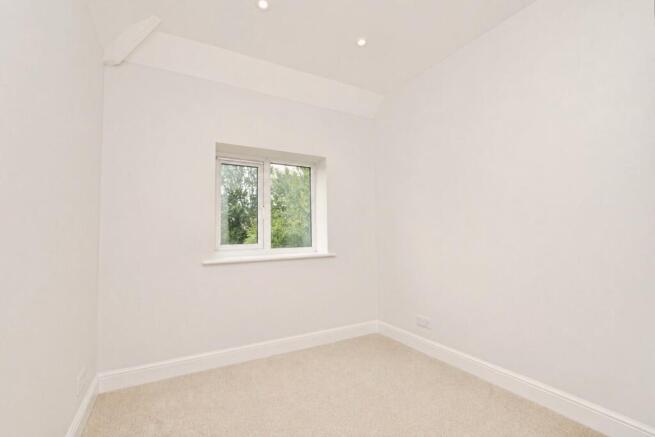 3 bed Semi-Detached for sale Image 10