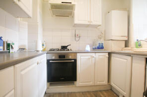 Flat 2, Brunlees House Rockingham Estate, Bath Terrace, London SE1 6QF