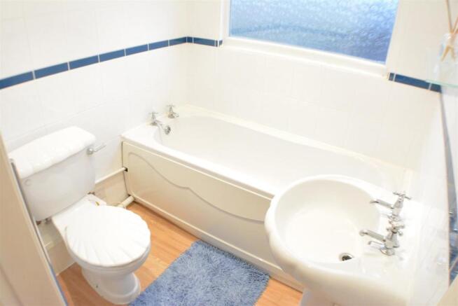 En Suite Bathroom
