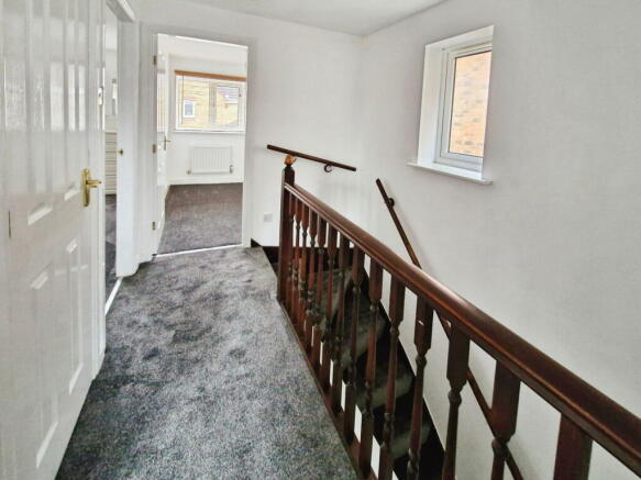 3 bed Detached for sale Image 11