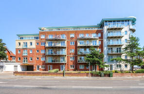 42, 4 Breeze, Owls Road, Bournemouth BH5 1FE