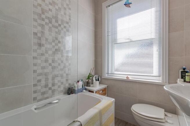 House for sale Image 12