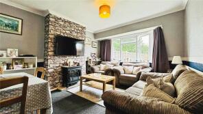 87, Park Road, Staines-upon-thames TW19 7NT