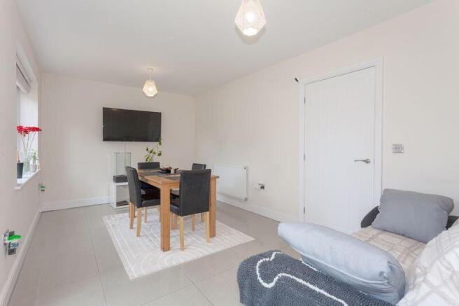 LIVING DINING ROOM 