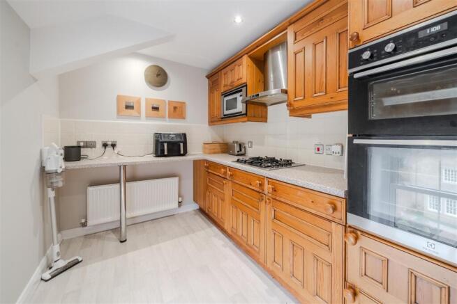 Kitchen-2.jpg