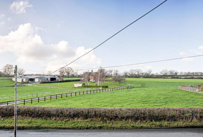 1387854-12-69399a...