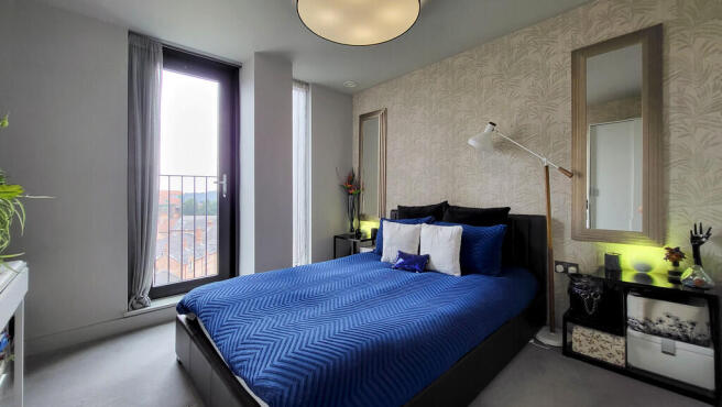2 bed Apartment to rent Image 8