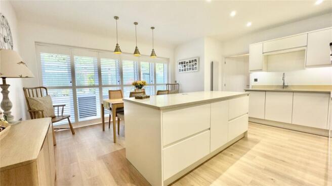 Redwing Court, Parkgate, Neston, Cheshire, CH64 photo 4