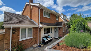 25, Stewarts Way, Marlow SL7 3QL