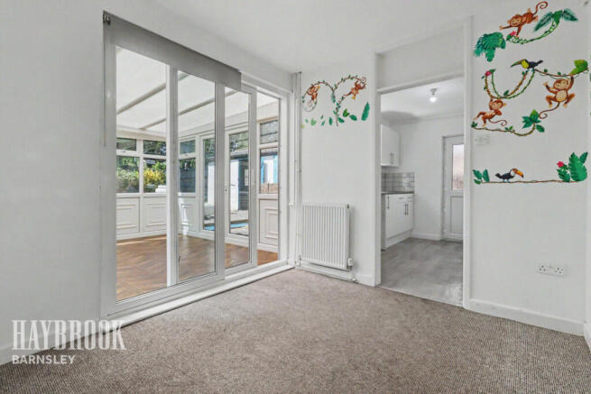 3 bed Semi-Detached for sale Image 7