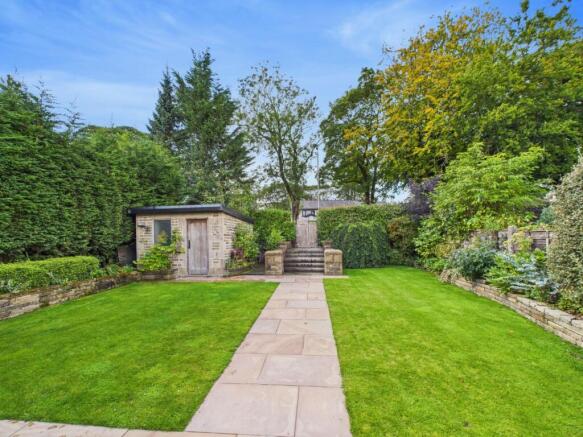 CAM02093G0-PR0053-STILL003