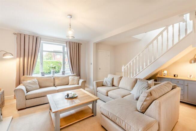 8573650-interior03.jpg