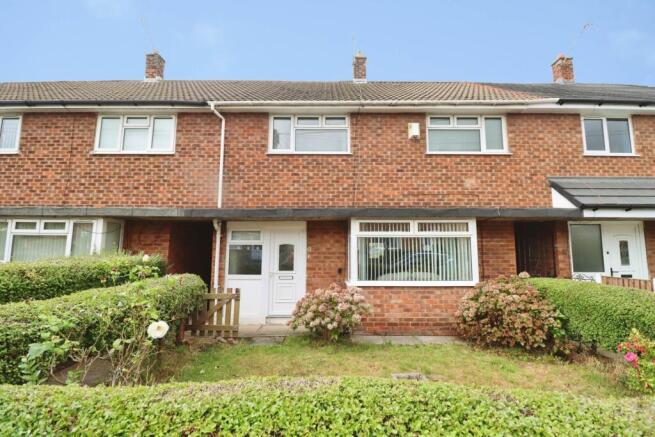 4-bed terraced on Dickens Avenue, Prenton, £170,000