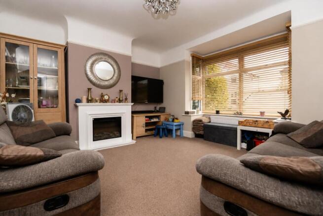 Living Room.jpg