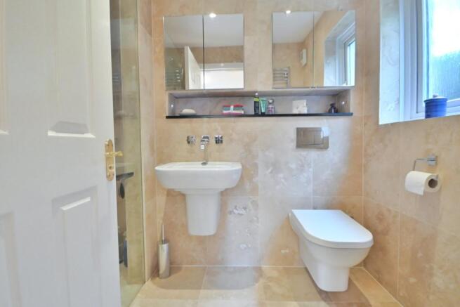 Ensuite