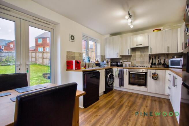 Kitchen / Dining Room