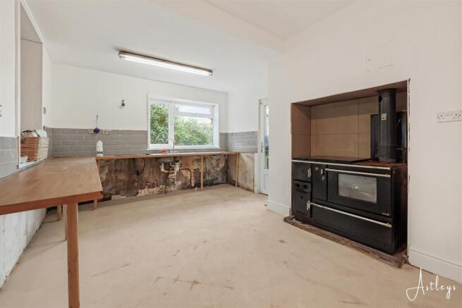 Kitchen/Breakfast Room