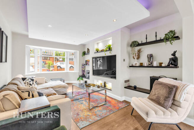 3 bed Semi-Detached Bungalow for sale Image 4