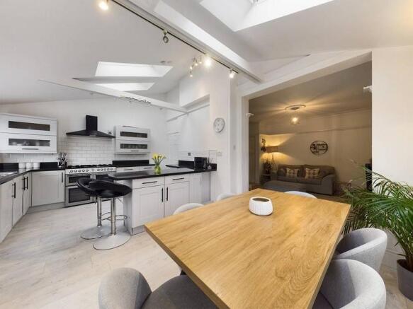 Open plan kitchen/dining and living room