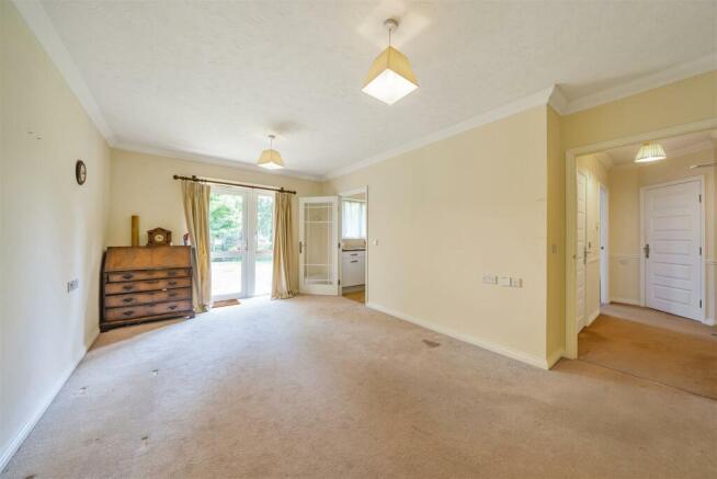 Living Room.jpg