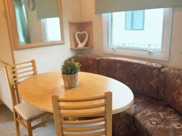 Three Bed Willerby Westmorland, Cenarth Falls Resort, Cenarth, Newcastle Emlyn, Carmarthenshire, SA38 9JS photo 4