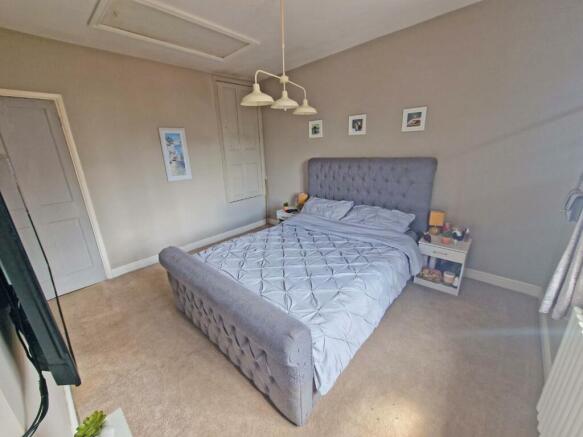 Bedroom1a.jpg