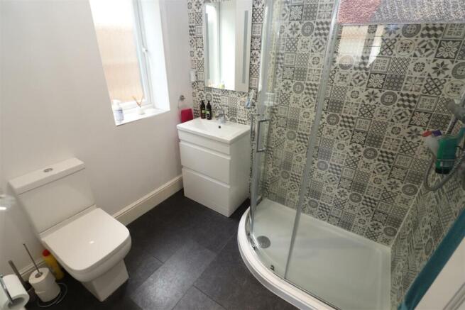 Ground Floor Shower Room / WC
