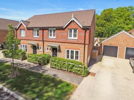 21, Tennyson Way, Grayshott, Hindhead GU26 6FU