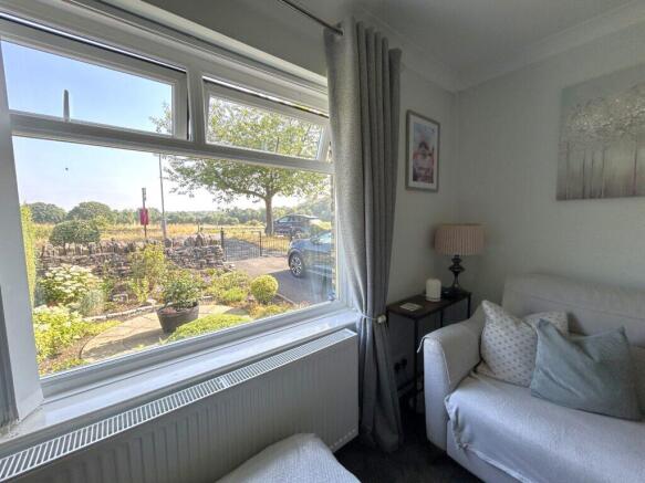 3 bed Semi-Detached for sale Image 5